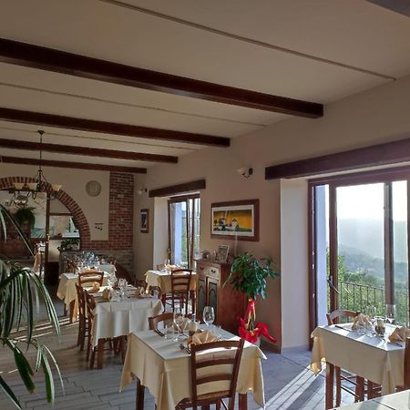 Ristorante Albergo 'L Bunet Cortemilia ภายนอก รูปภาพ