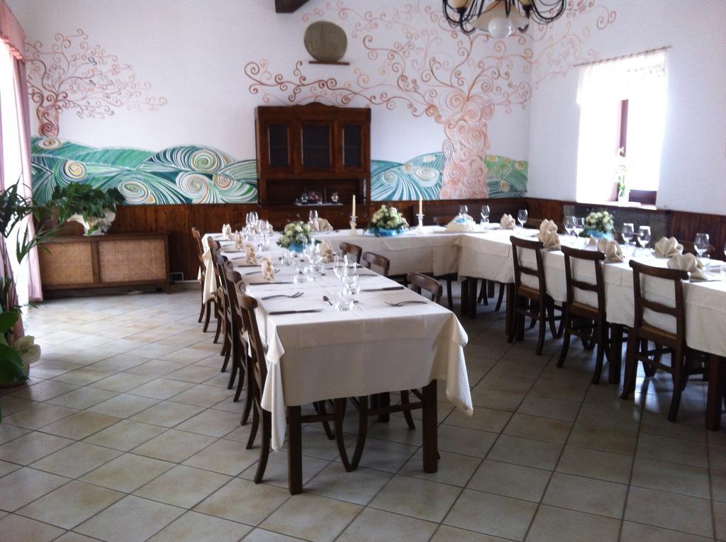 Ristorante Albergo 'L Bunet Cortemilia ภายนอก รูปภาพ
